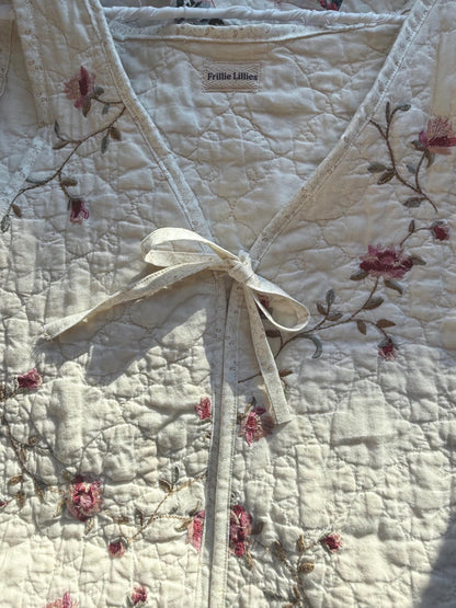 Neutral Floral Lattice Vest